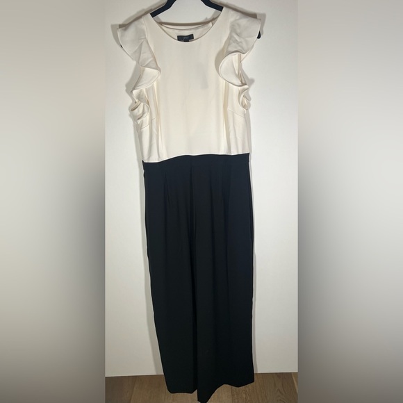 NWT J. Crew white black colorblock jumpsuit sz 12 preppy officecore ruffle - Picture 1 of 14